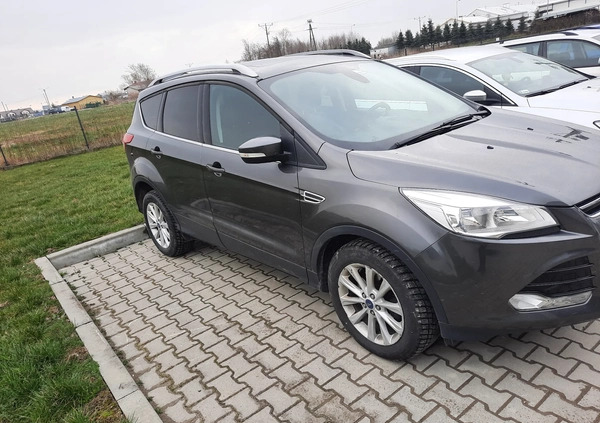 Ford Kuga cena 50999 przebieg: 161000, rok produkcji 2015 z Przecław małe 232